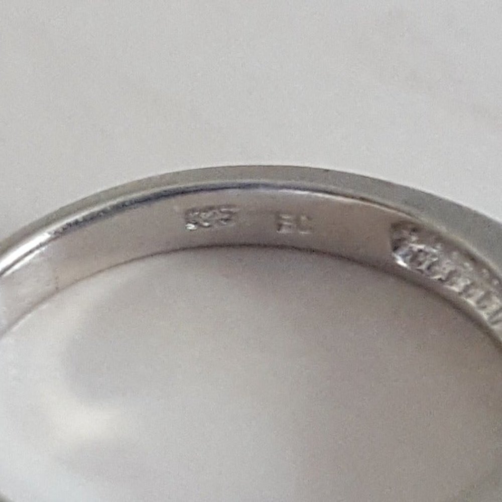 Sterling Silver Rhinestone Ring - Picture 3 of 3